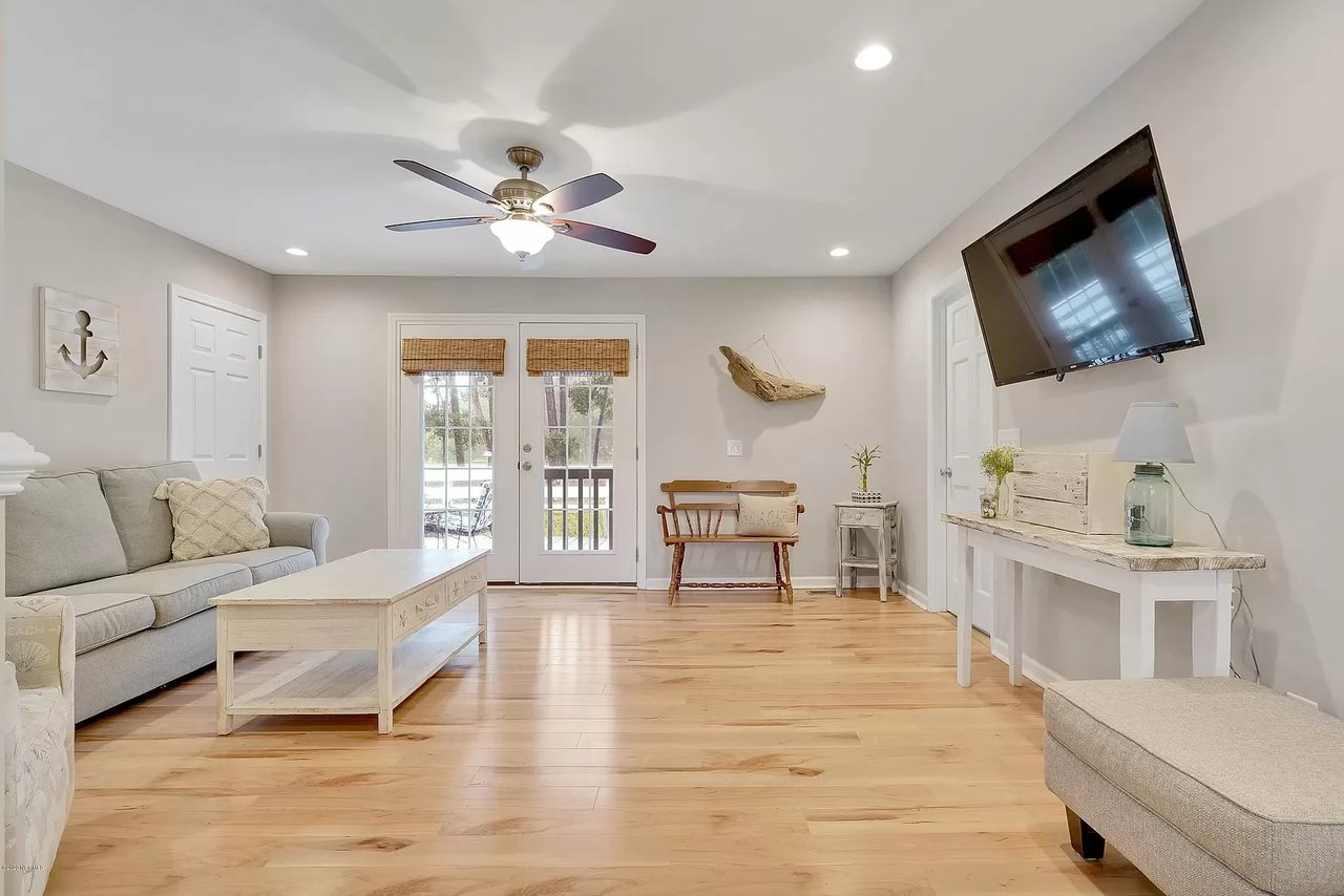 32 Yaupon Way