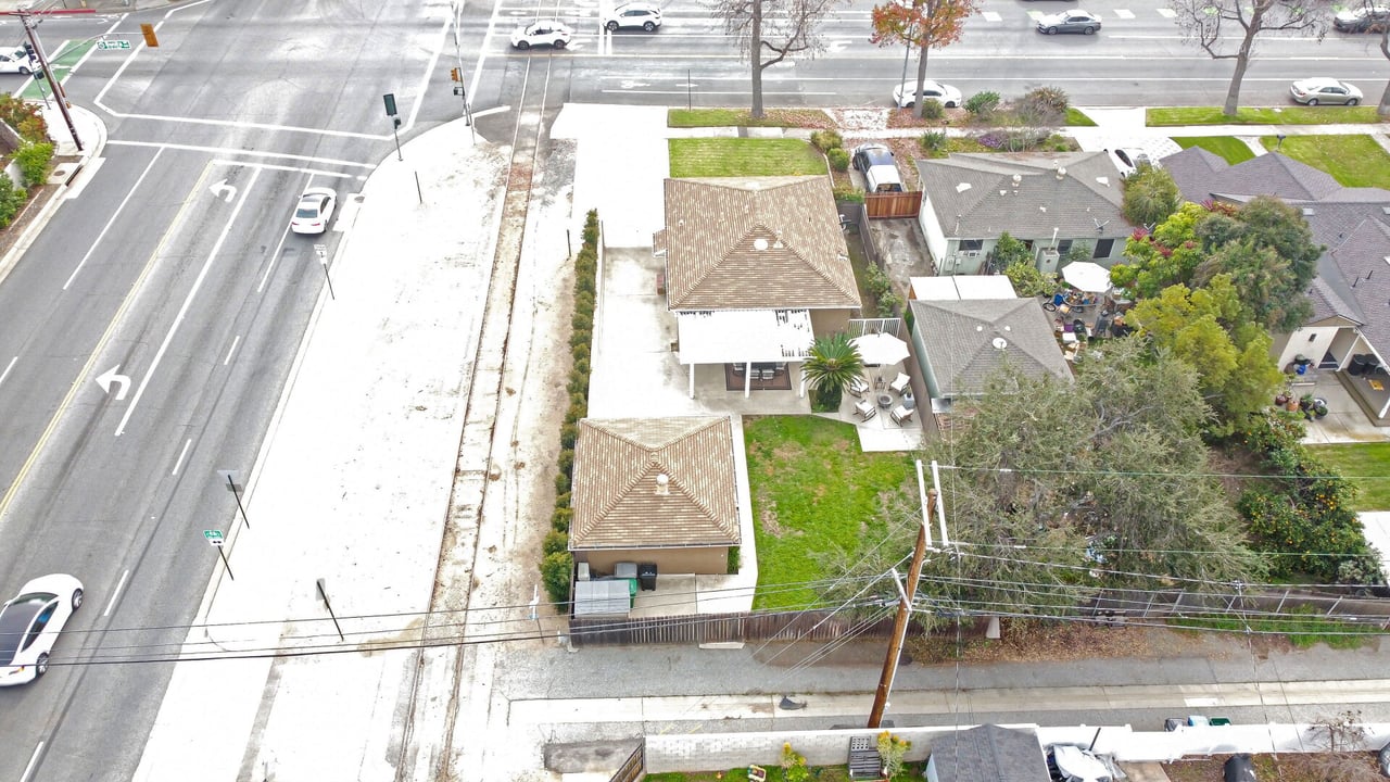1481 Bonita Avenue