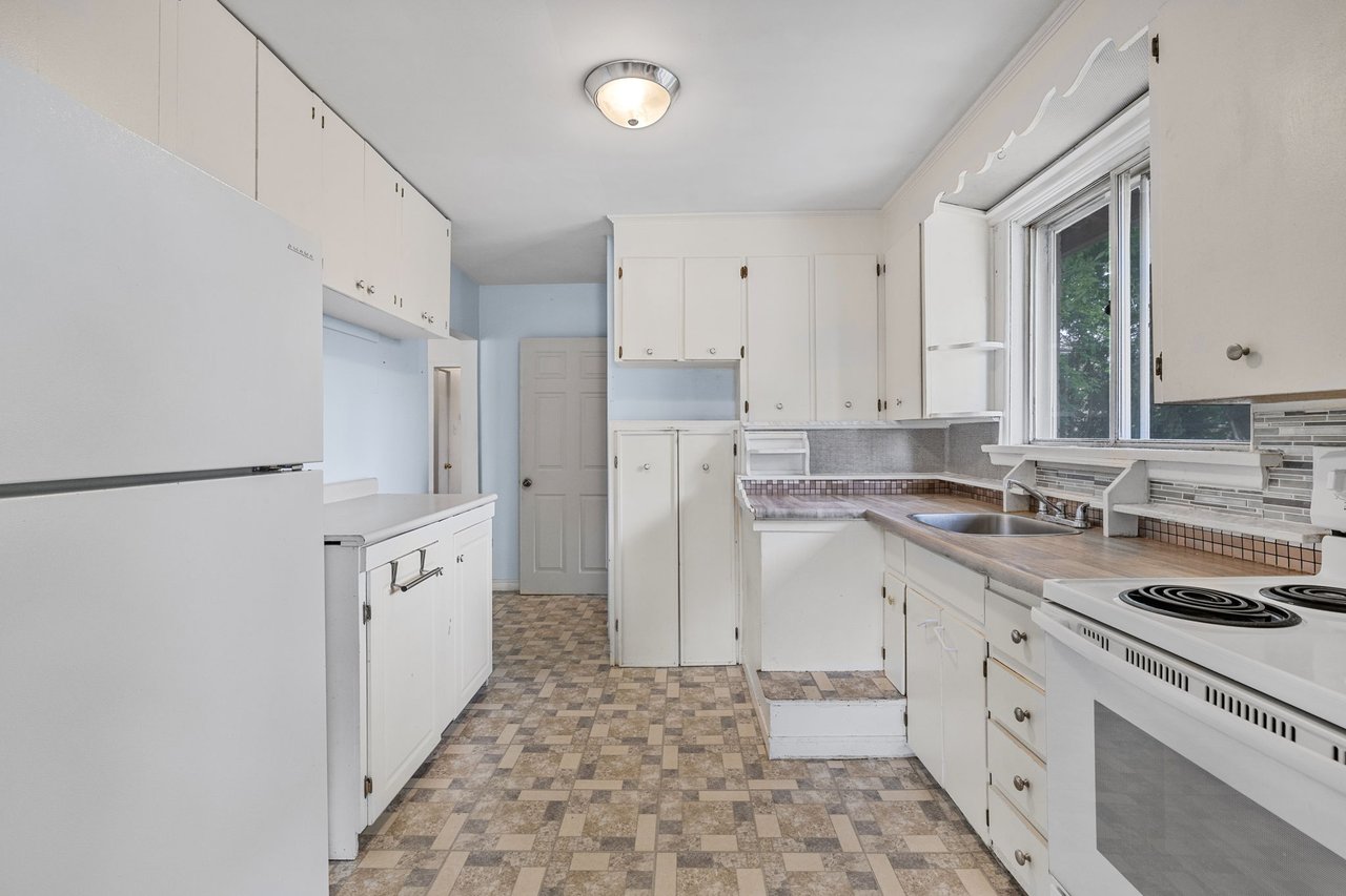 69 Marlin Crt, Newmarket