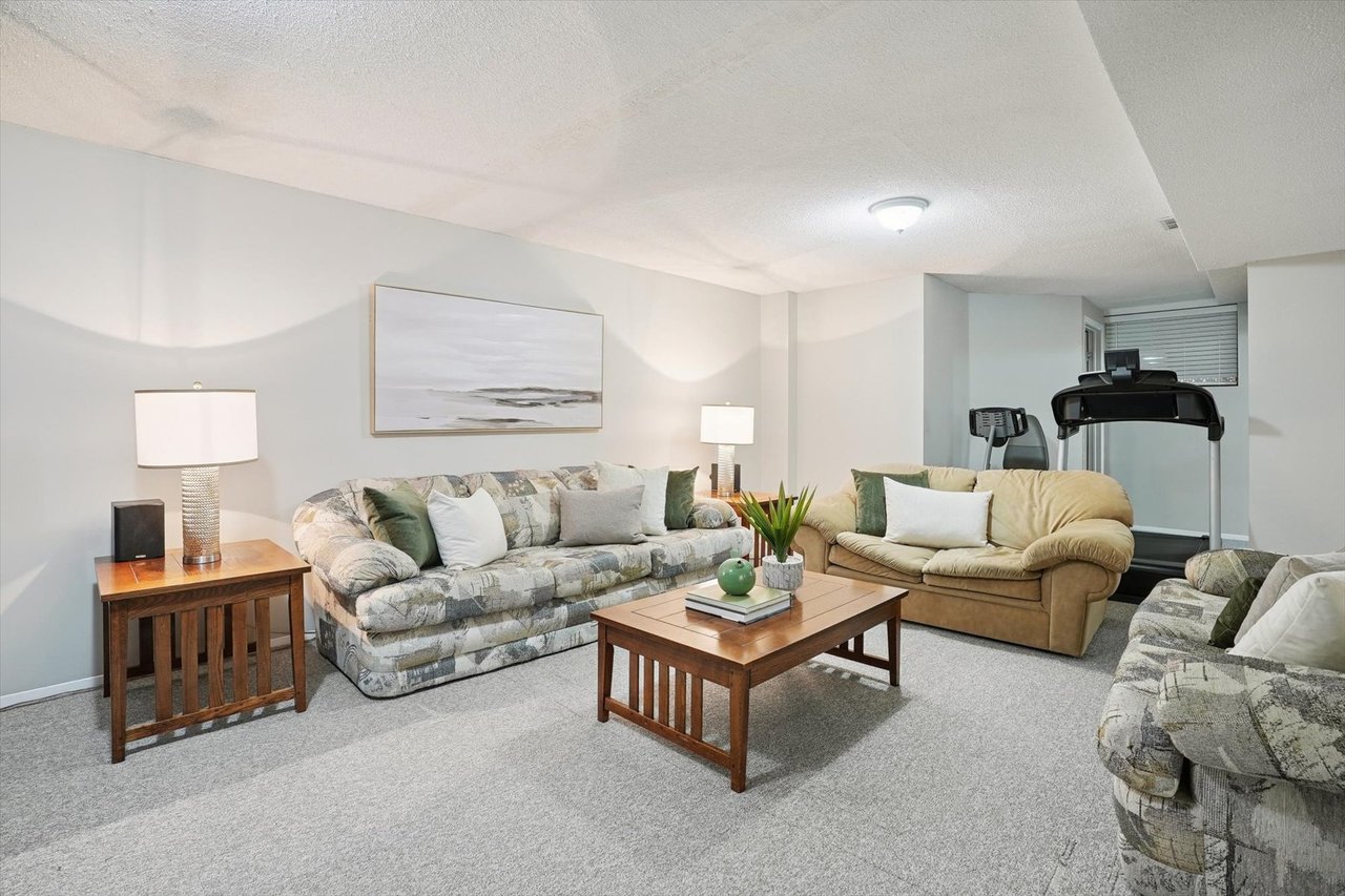 Executive Living in the Heart of Tyandaga