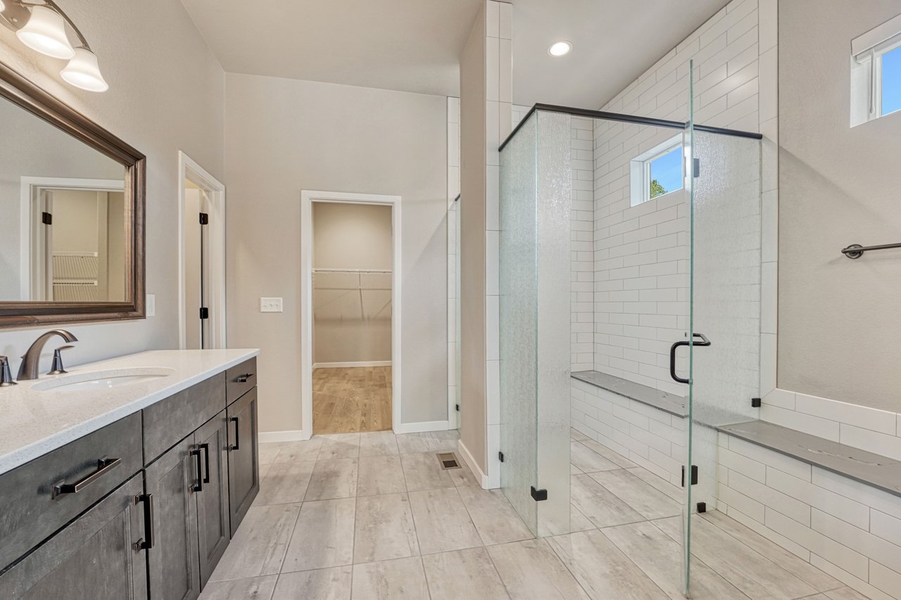 16044 Sunrise Glory Lane