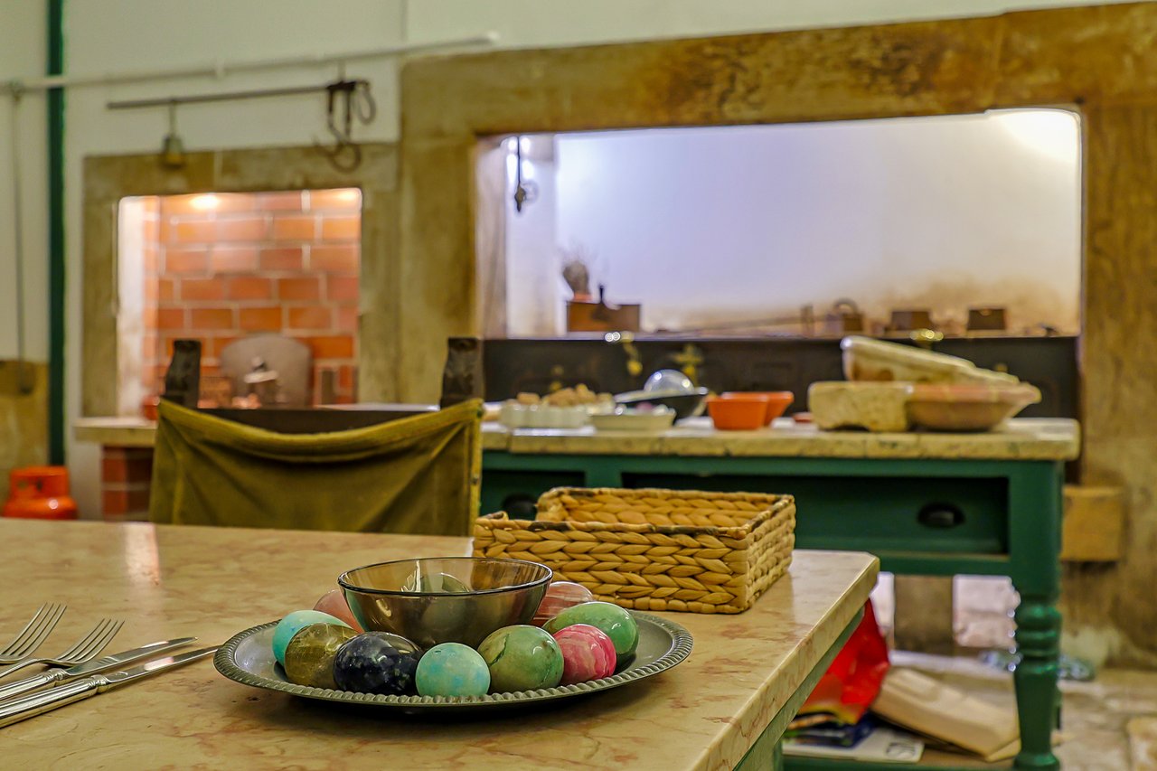 Quinta do Relógio: Historic 19th-Century Waterfront Palacete in Paço de Arcos, Oeiras