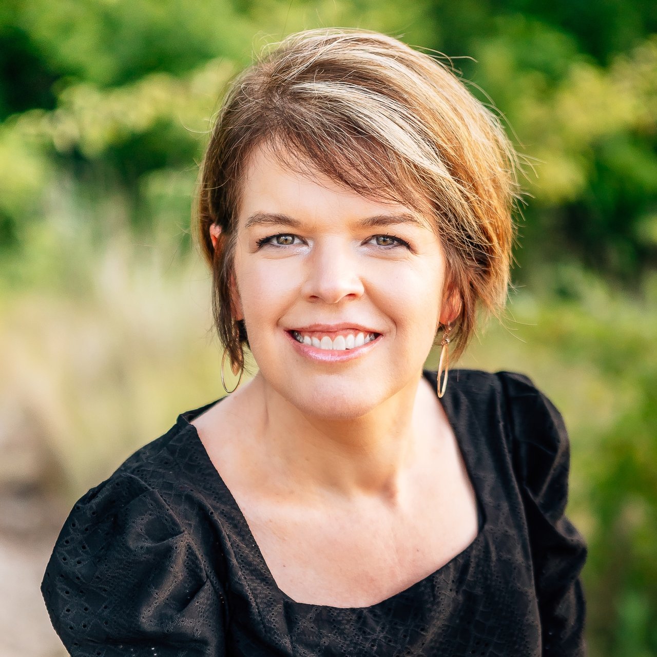 Alice May Midlothian, VA Real Estate Agent Headshot