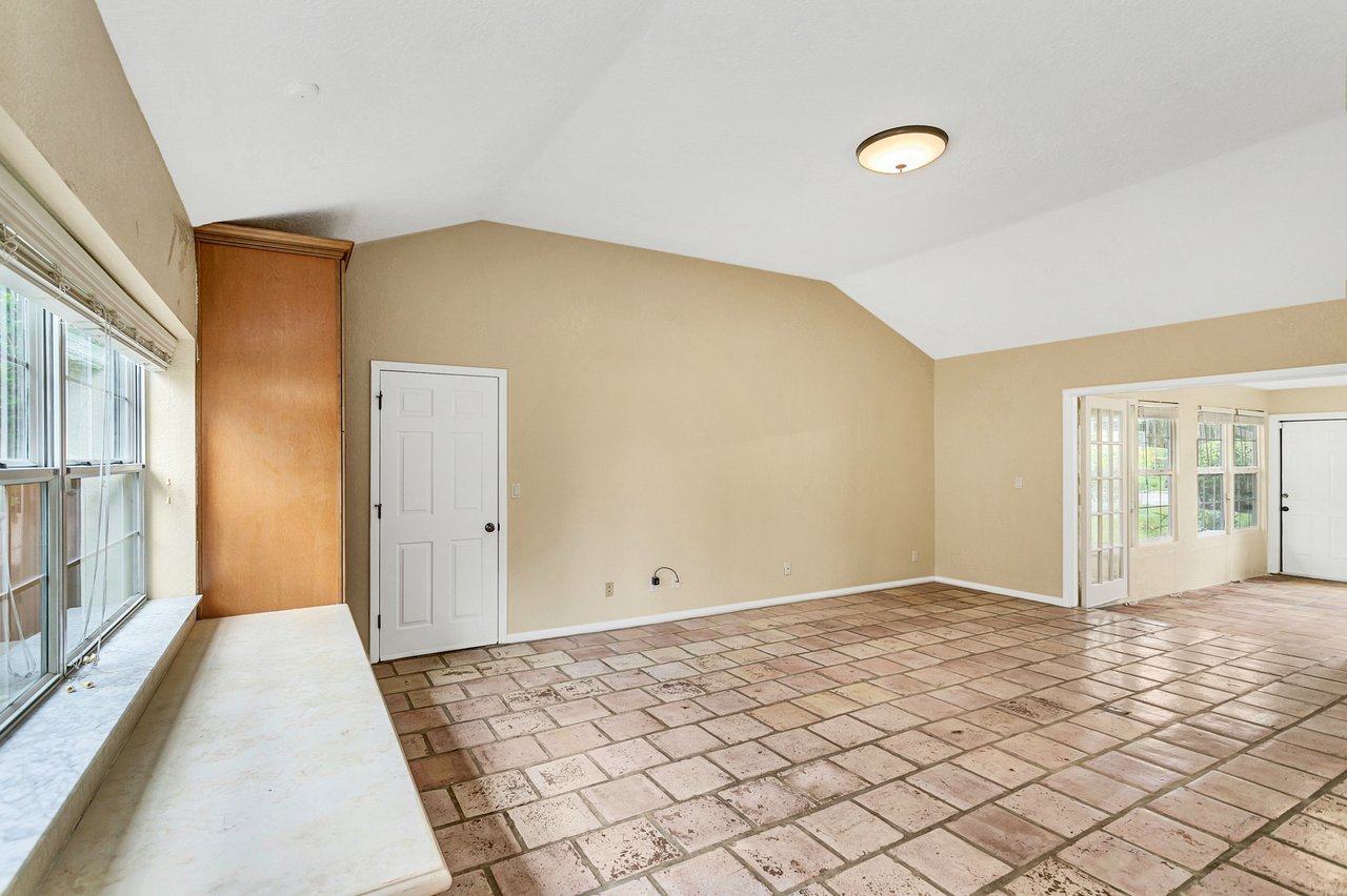 11015 Clipper Court