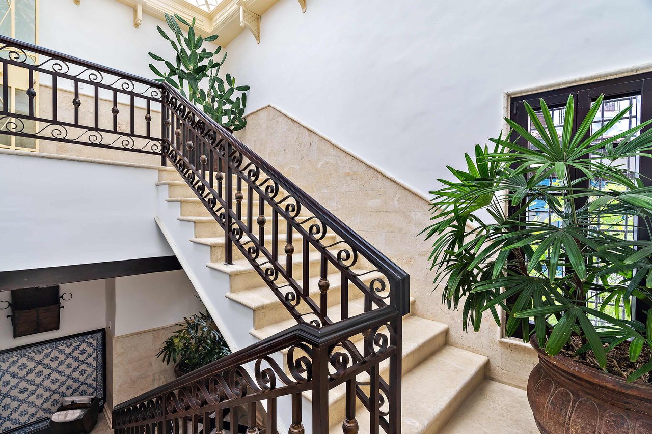 27 Cartagena | Unique Luxury Beachfront Home