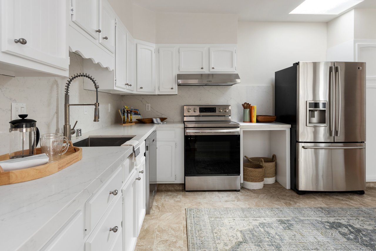 Sunny Spacious Home in Portola District