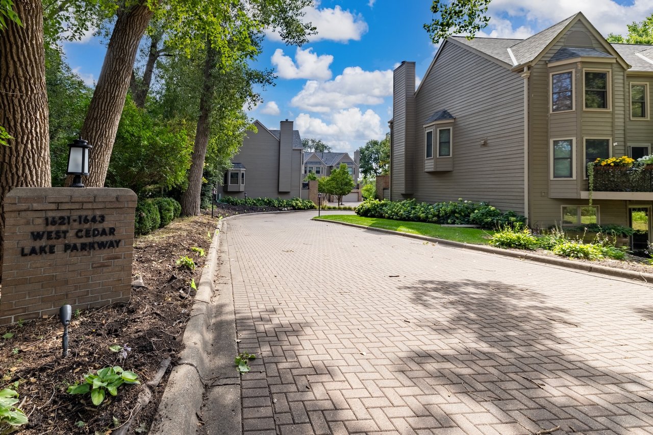 1641 Cedar Lake Pkwy