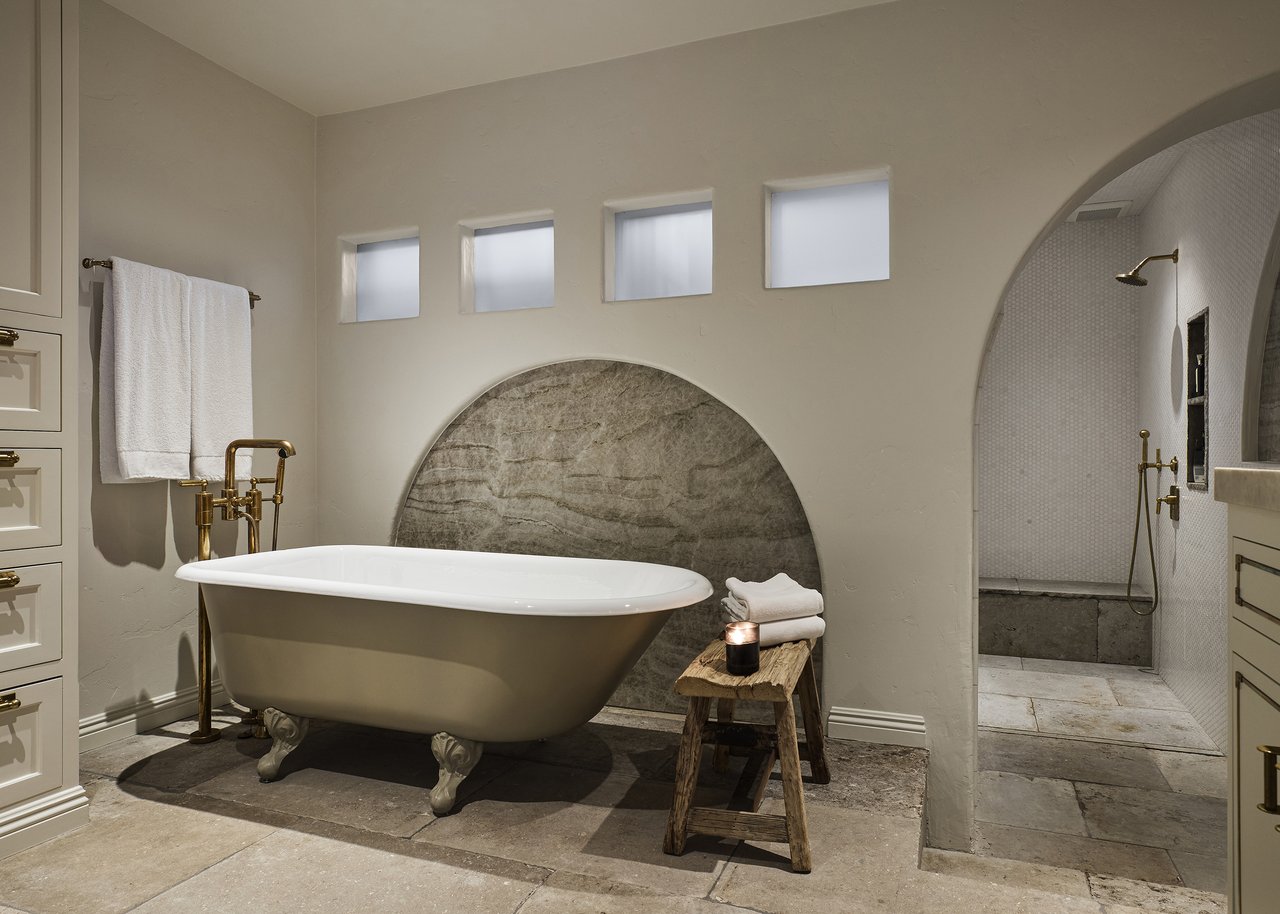 7902 Fareholm Dr, Hollywood Hills