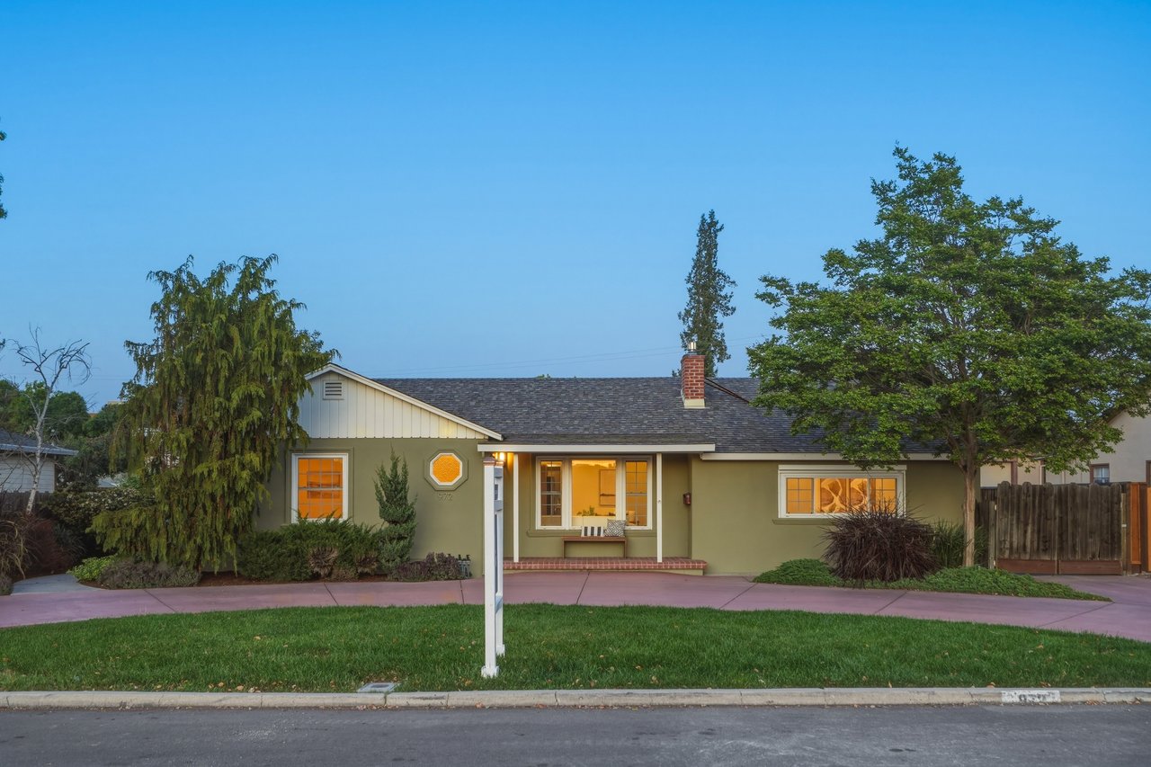 972 Emerald Way