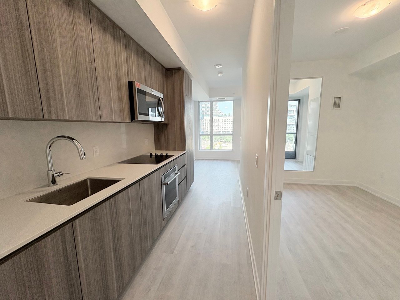 15 Richardson Street Unit: 610