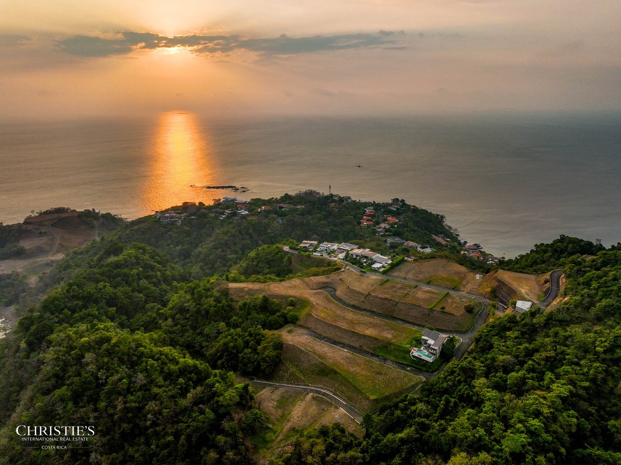 A Limited Collection of Oceanview Lots – Faro Escondido 5