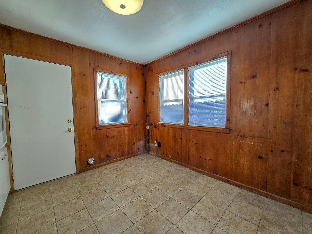 413 W Burns, Shawnee, OK 74801
