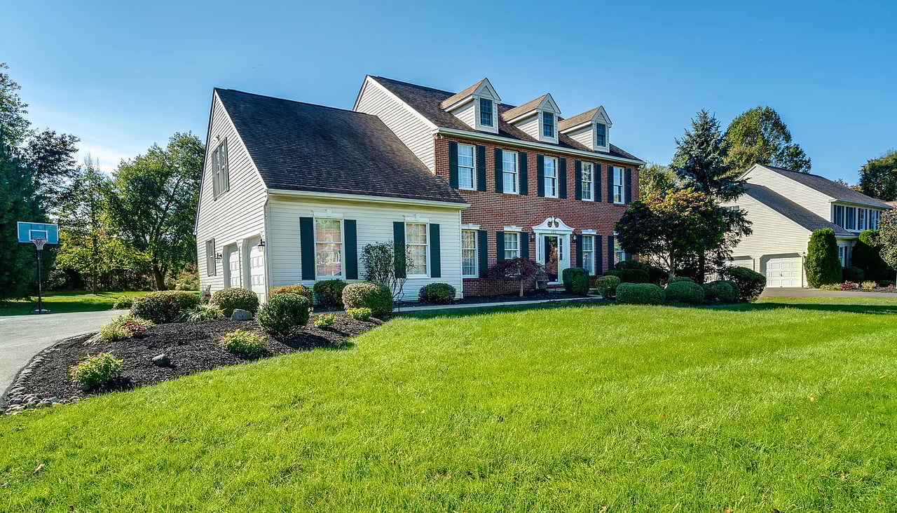 656 Carpenters Way