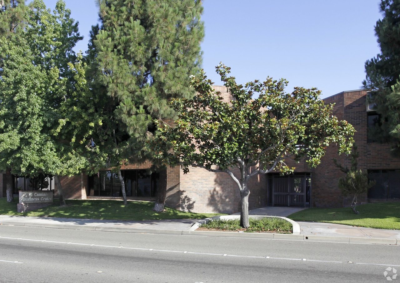 451 W Lincoln Ave, Anaheim, CA 92805