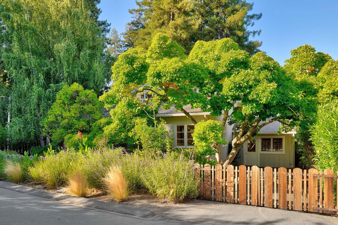 10 Ardmore Road, Larkspur