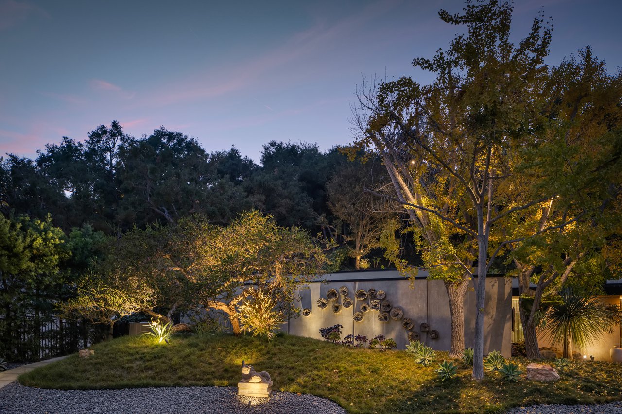 1087 Moraga Dr, Bel Air