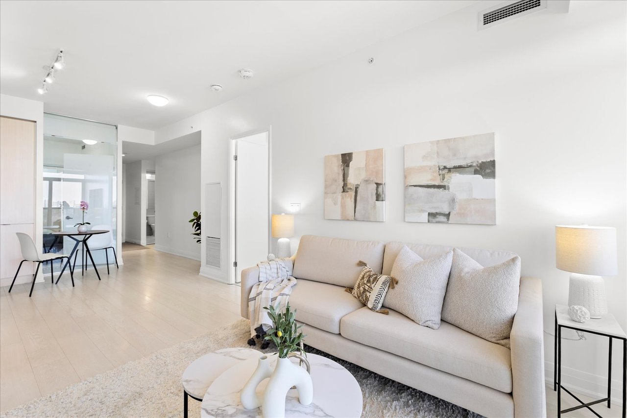 #1009-10 Gibbs Road 