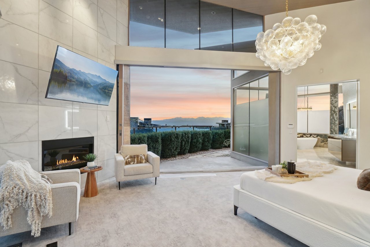 4141 E Canyon Estate Dr