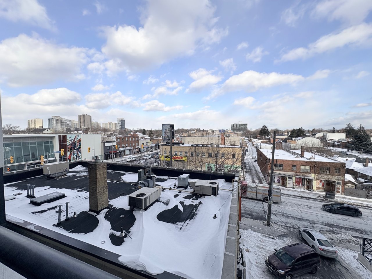 1603 Eglinton Avenue W 321