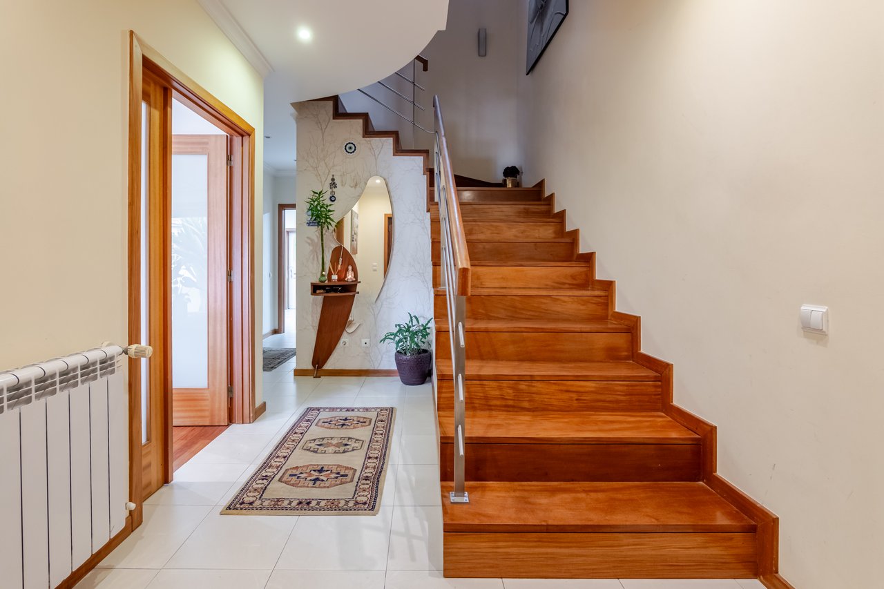 Four-bedroom Villa in Porto