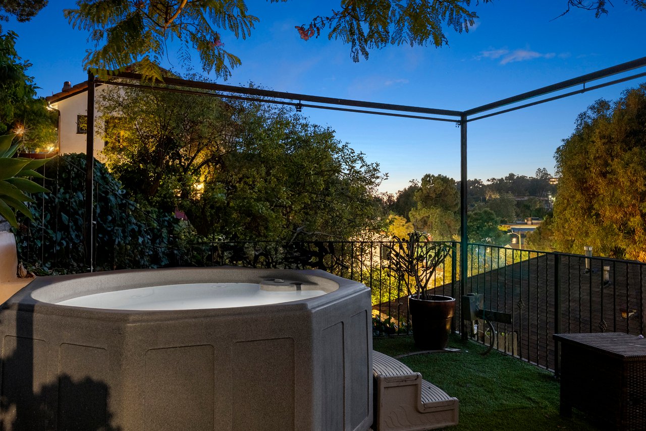 410 Entrada Dr, Santa Monica