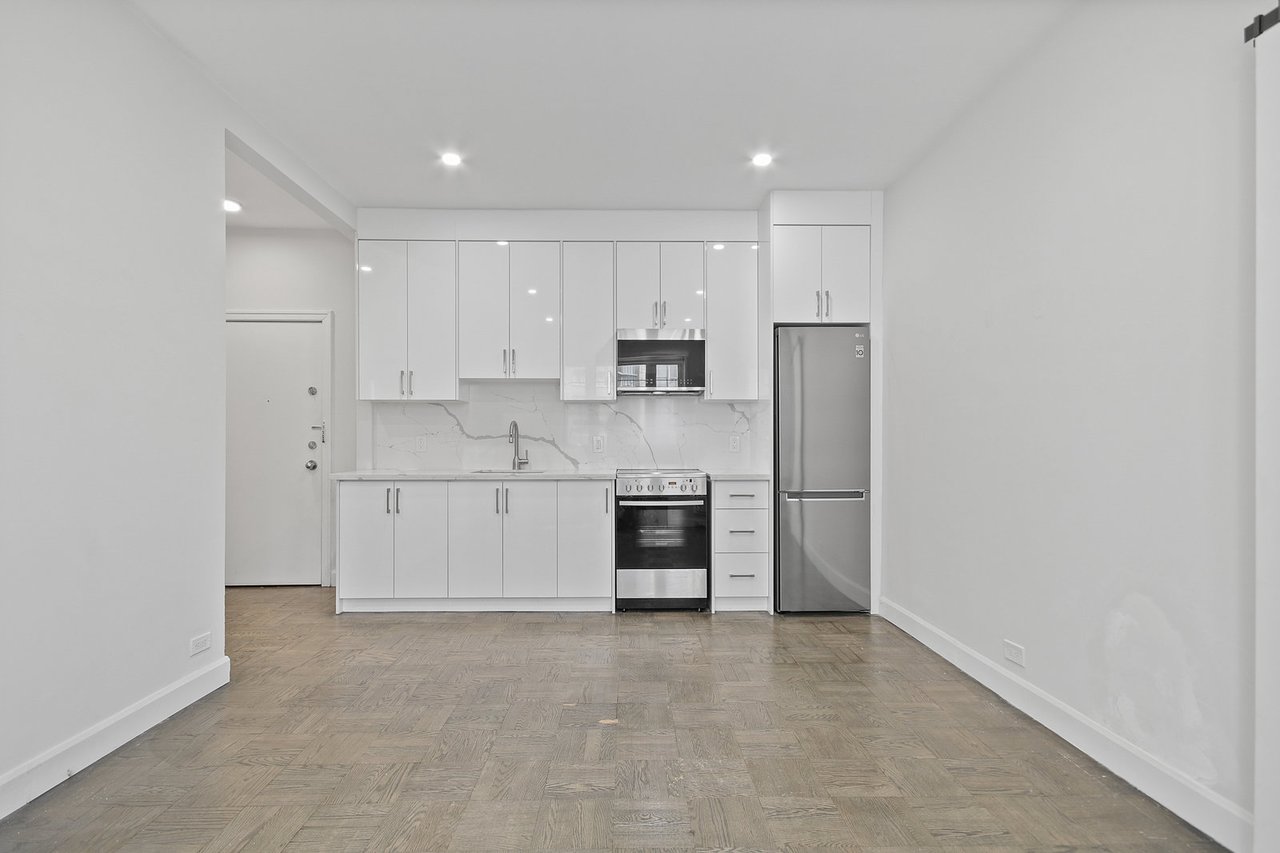 26 St. Joseph Street 609