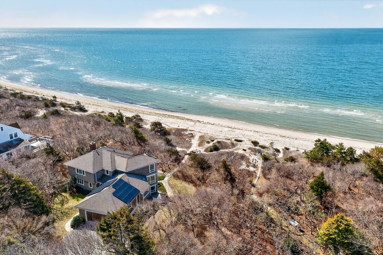 Beachfront Offering in West Hyannisport