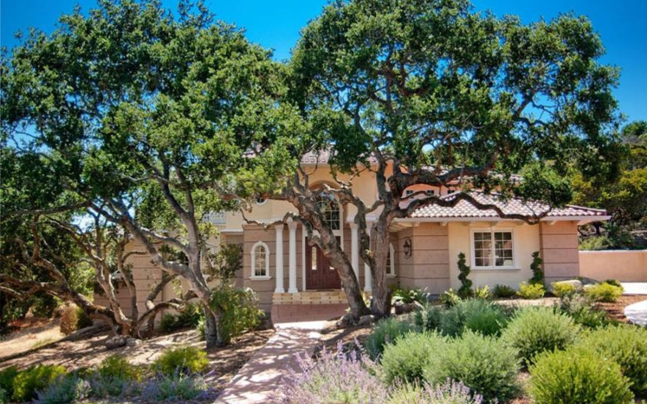 Carmel CA News: Main St. Trumps Wall St.