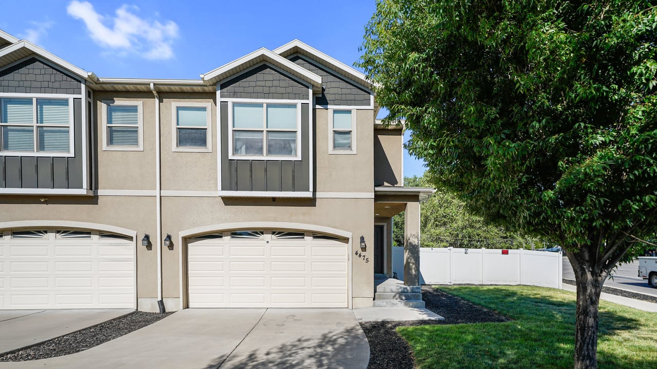 4475 S Lochnivar