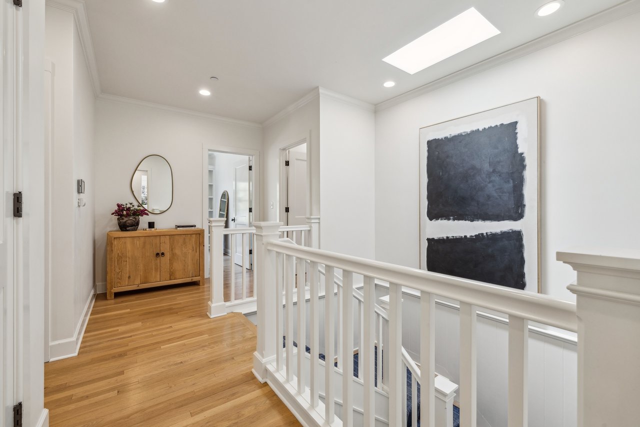 129 Sunnyside Avenue