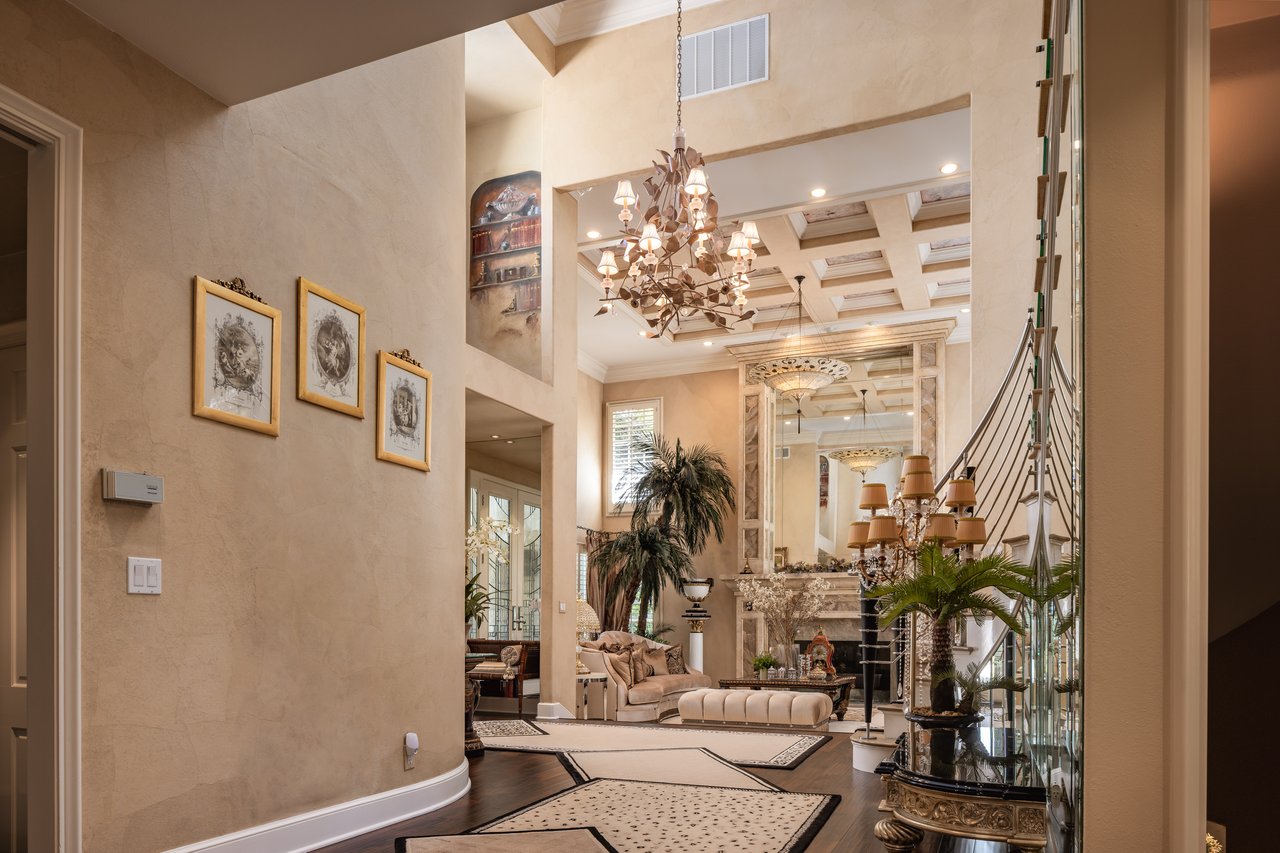 3 Weybridge Court