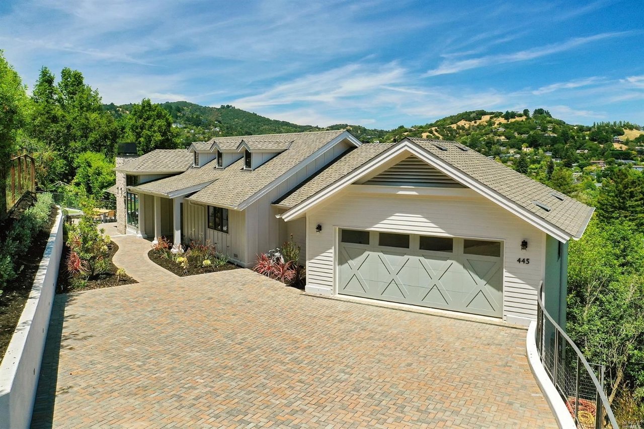 445 Molino Avenue