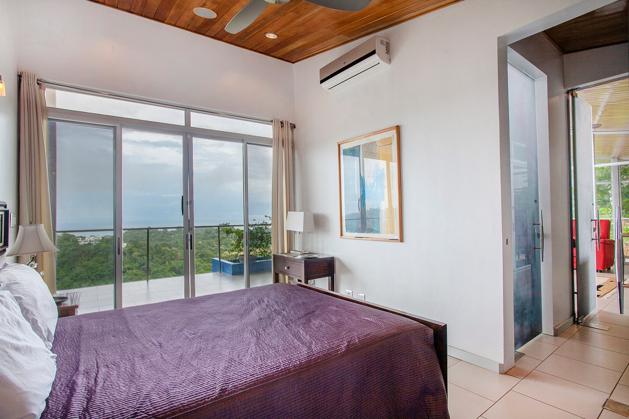 Solar Powered Hilltop Estate, Manuel Antonio, Puntarenas