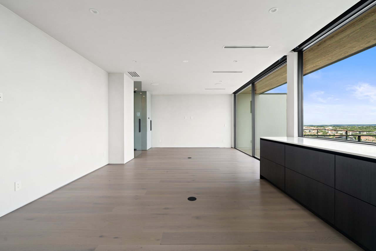 4909 Honey Daisy Way