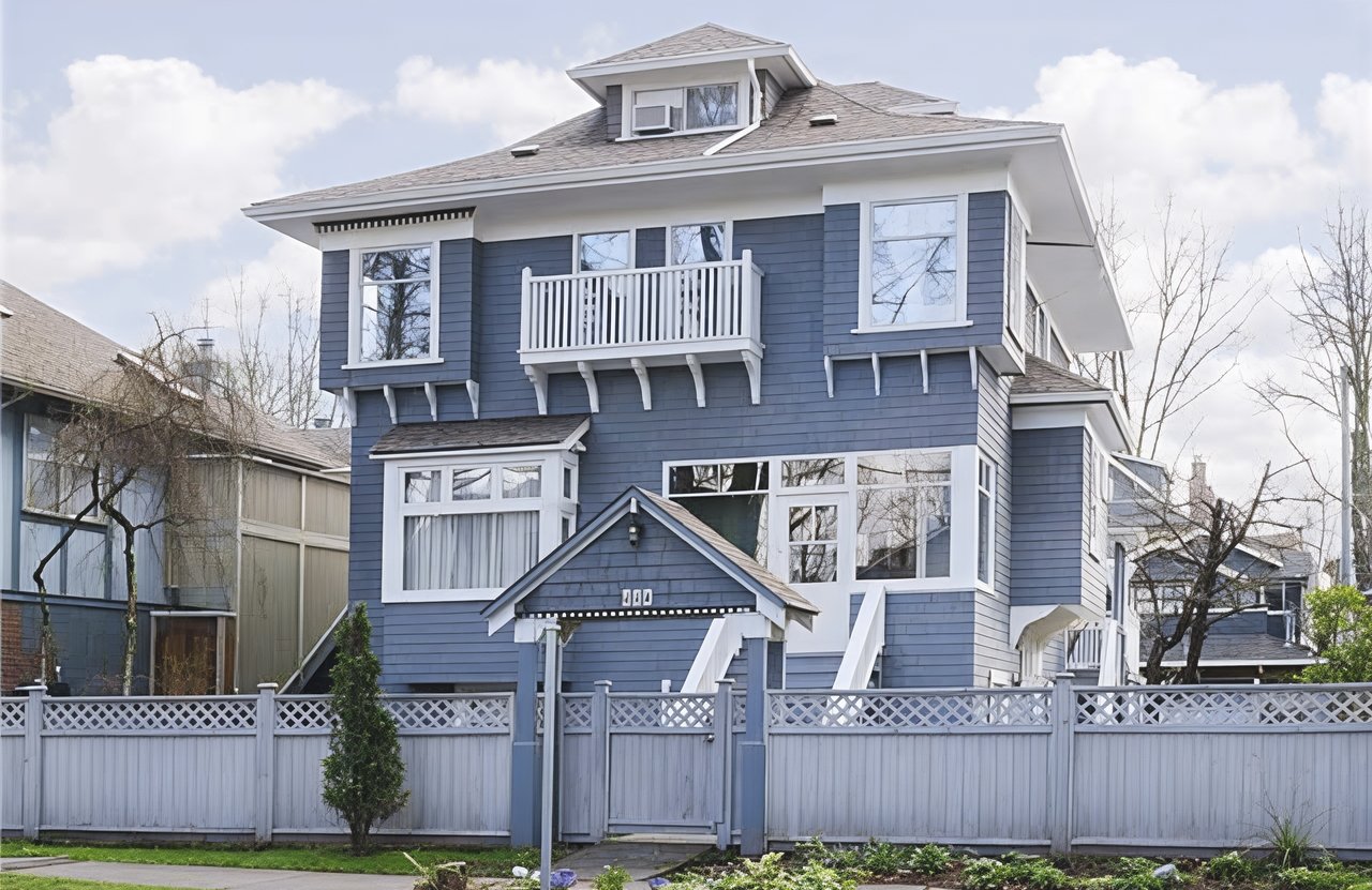 458 W 14th Ave