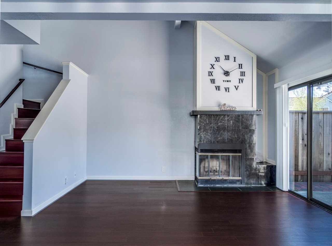 350 Creekview Drive