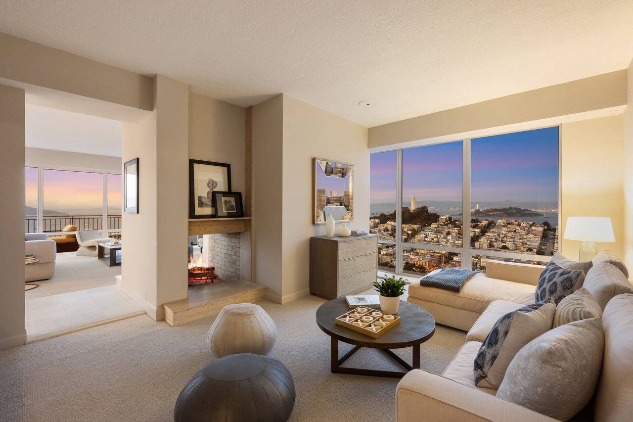 Marvelous Mid-Century View Apartment