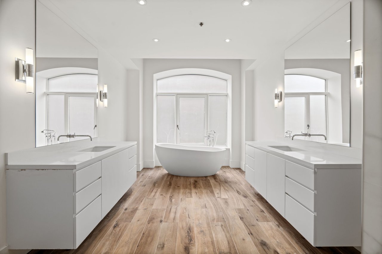 The Pinnacle Of Toronto Loft Living