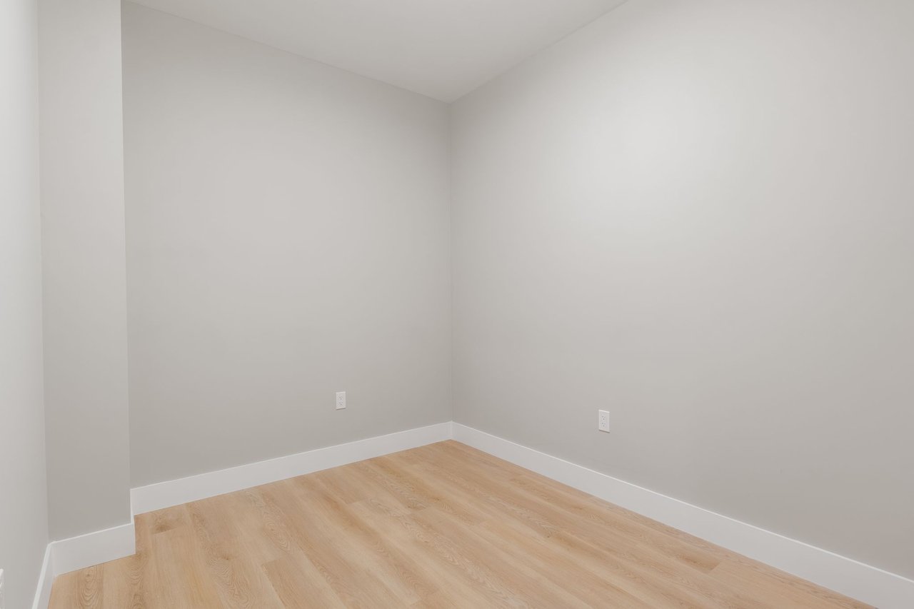 298 Main Street, 2C