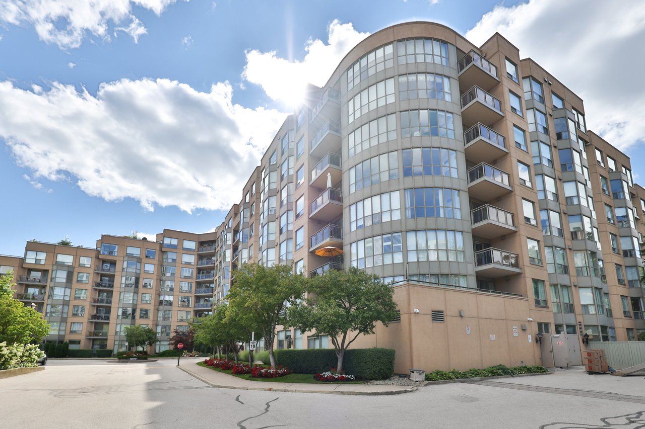 801-2511 Lakeshore Rd W, Oakville