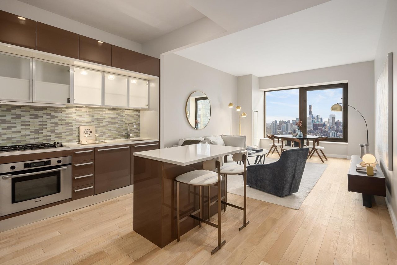 75 Wall Street, Apt 35-A