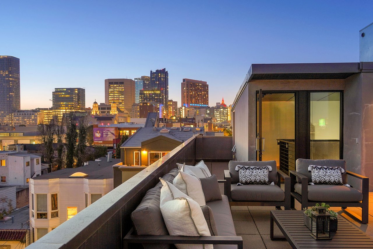 55 Sheridan St