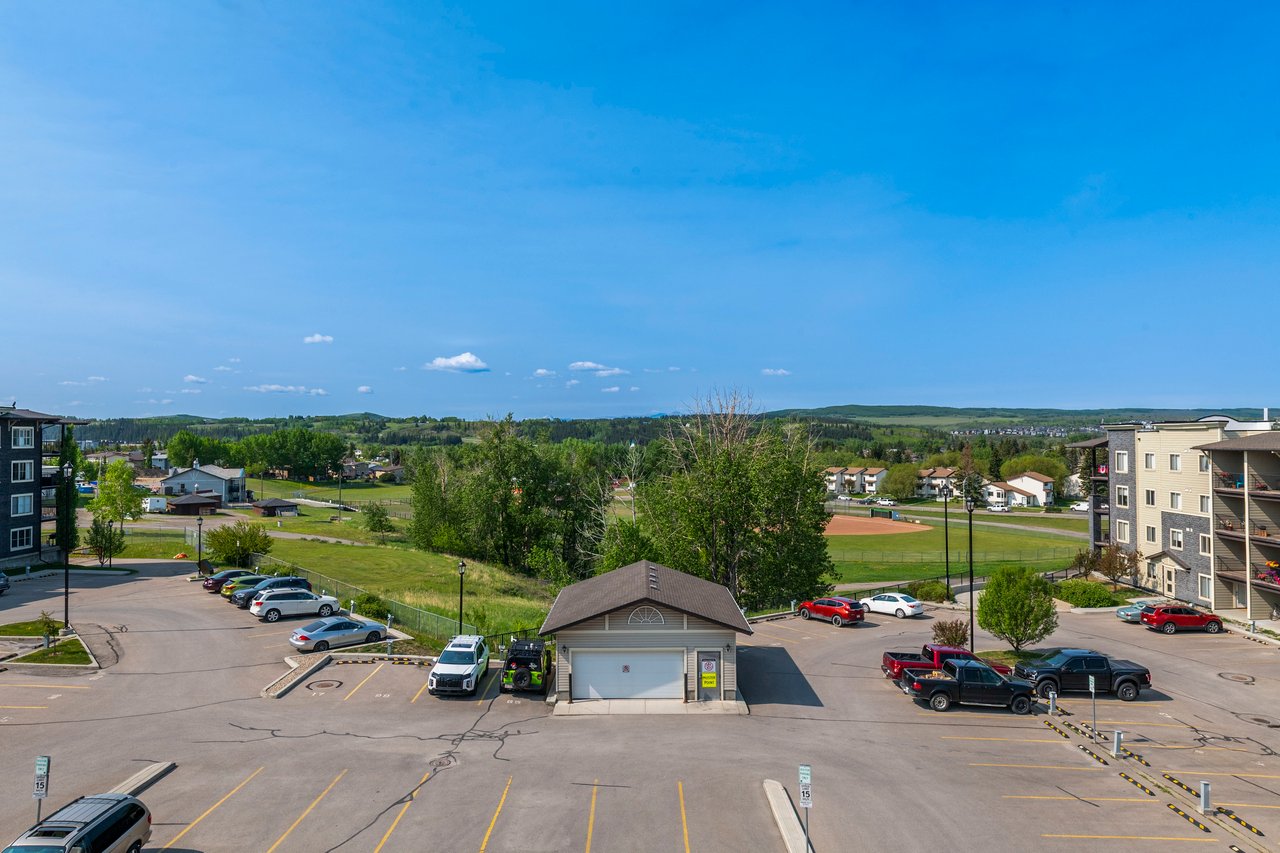 625 Glenbow Drive Unit: 1403