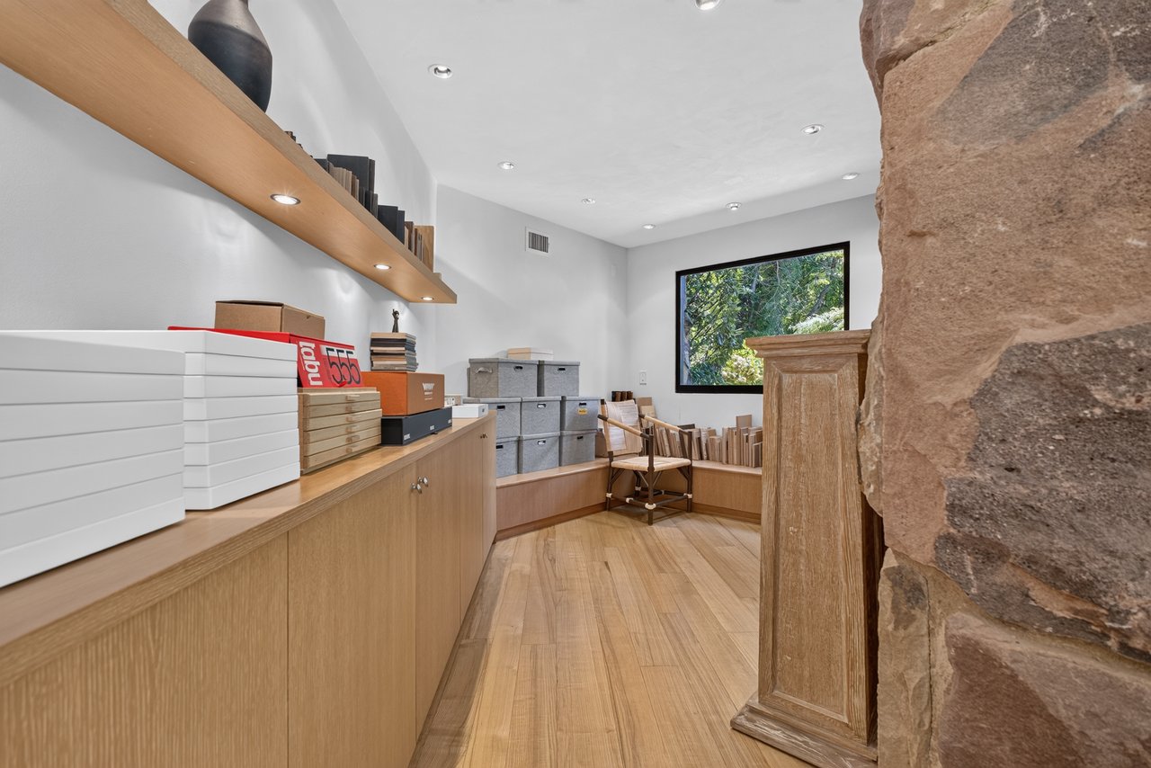 15 Horseshoe Road (Long Island)
