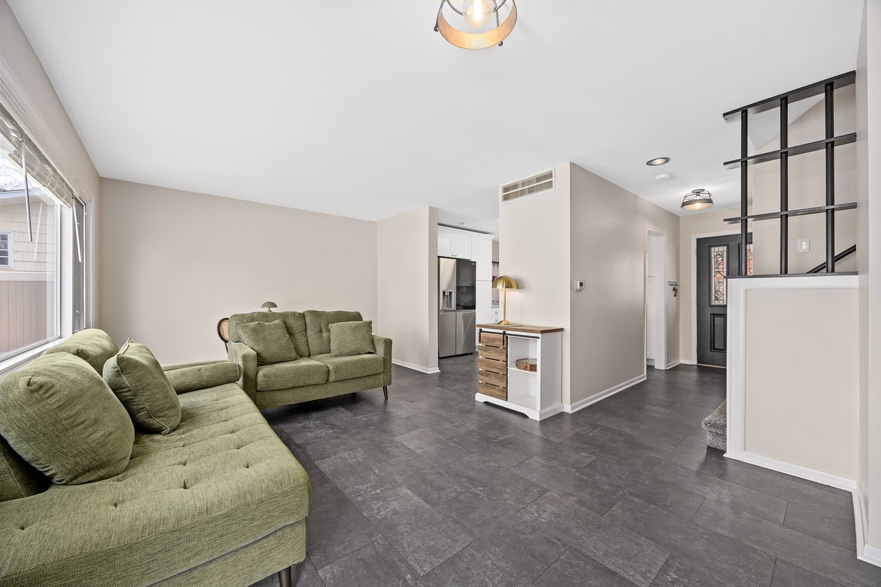 1108 59th St, Downers Grove