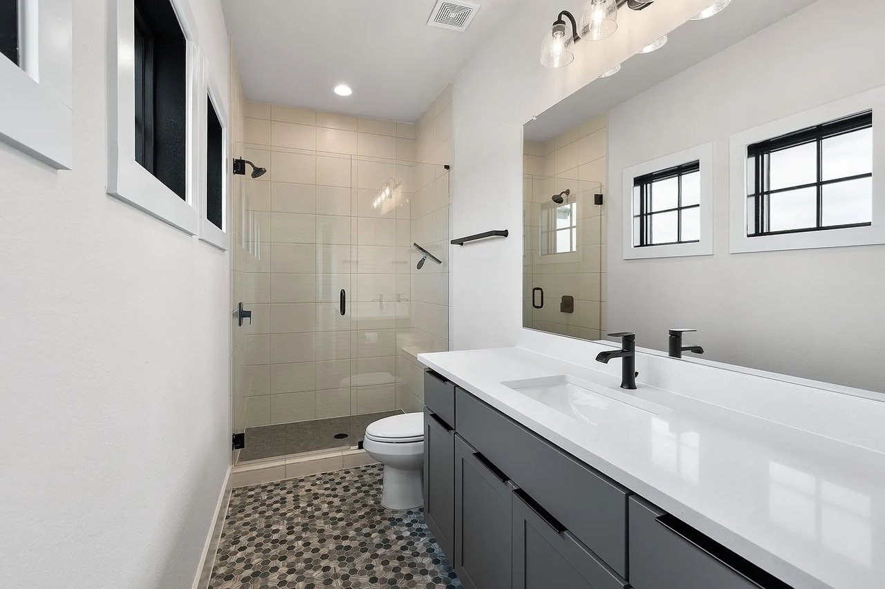 1106 Flint Ridge Trl