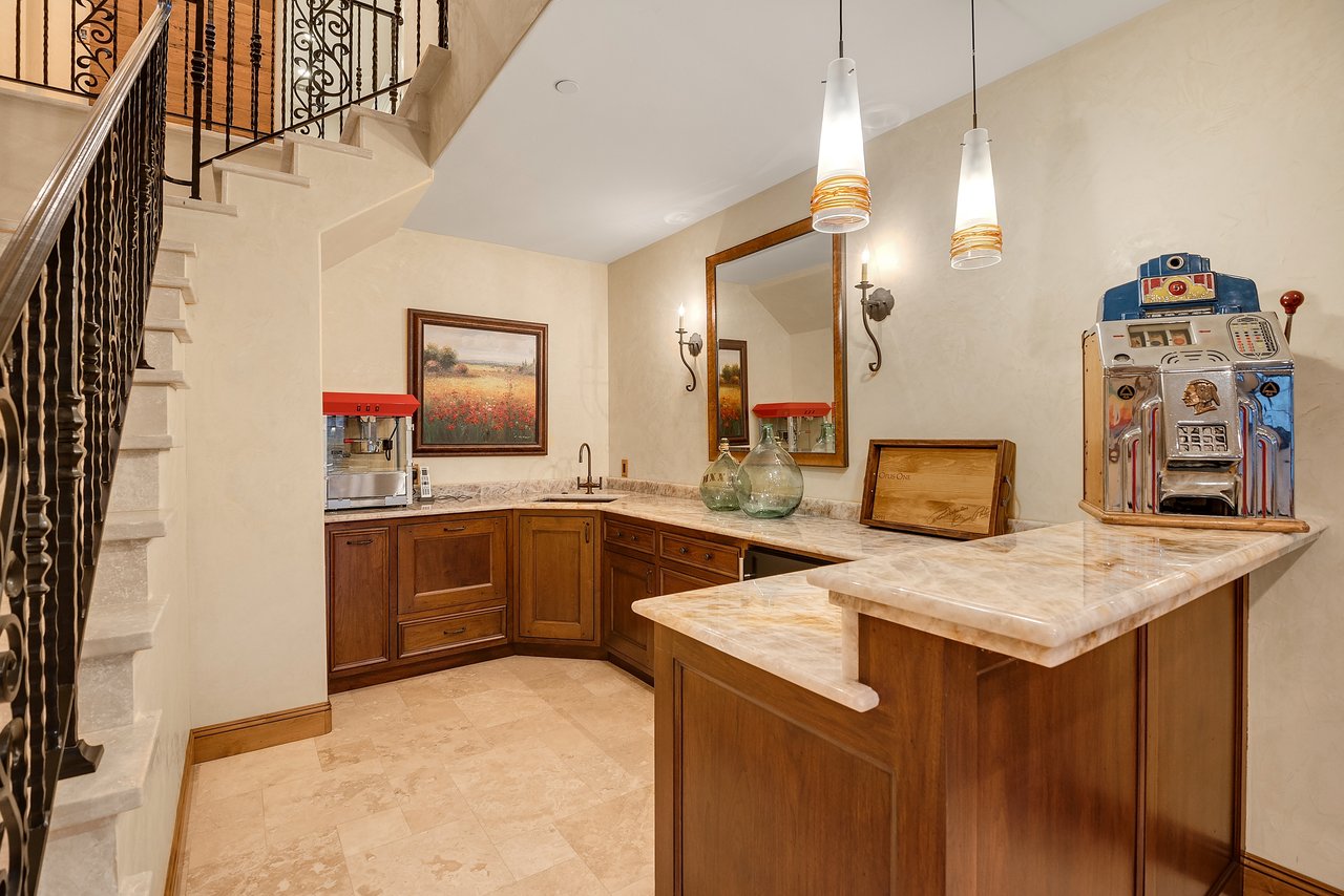 22100 Mount Eden Road