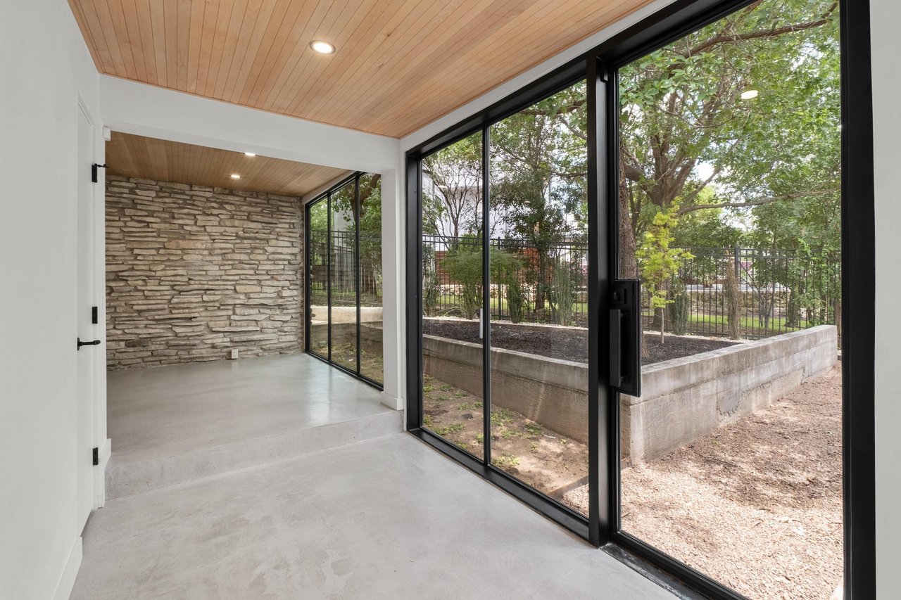 203 Wildcat Hollow and 100 Redbud Trail