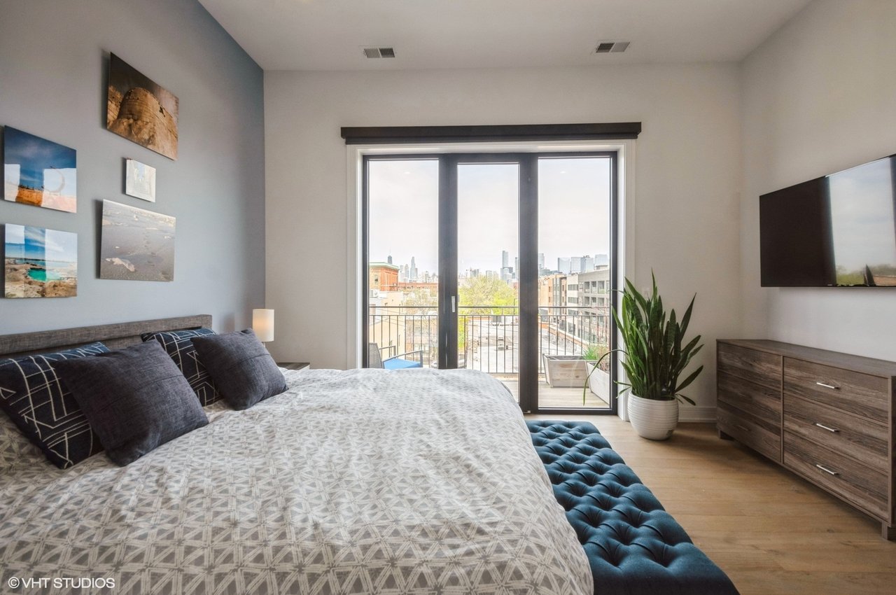  505 N Hermitage Avenue Unit: 4S