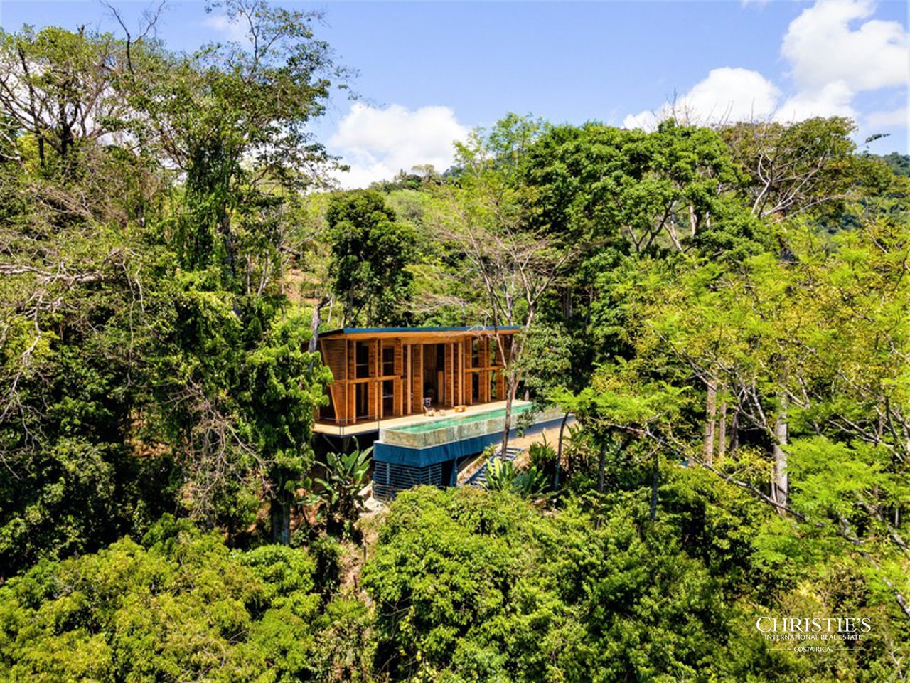 The Zen Villa | Award-Winning Teak Luxury Home with Ocean Views 